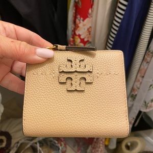 Tory Burch wallet